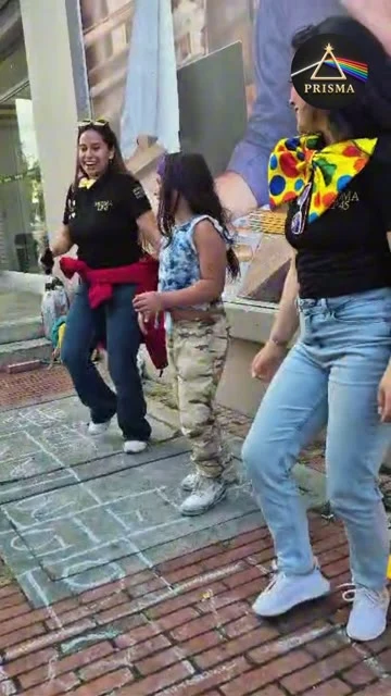 Un momento del ejercicio de servicio y comunidad de Prisma